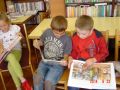 przedszkolaki w bibliotece/motylki
